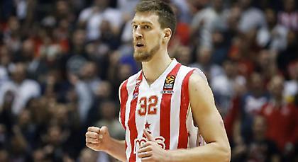 Τα βρήκαν Ρεάλ-Ερυθρός Αστέρας για Κούζμιτς!