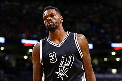 Στους Χοκς ο Ντέντμον