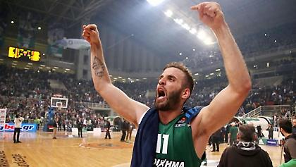 Η τούρτα και το τεράστιο «27» των γενεθλίων του Παππά (pics)