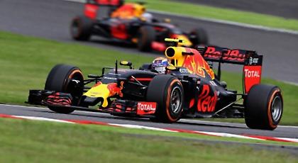 Χάνει την αυτοπεποίθησή του ο Φερστάπεν