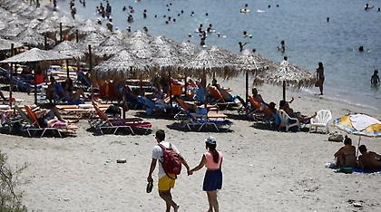 Συνεχίζεται ο καύσωνας με 40άρια - Δροσίζει από την Παρασκευή (video)