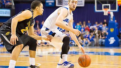 Ανακοίνωσε Όντουμ η Μπάνβιτ