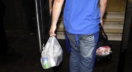 Λάρισα: Συνελήφθη ένας 25χρονος για την επίθεση με ρόπαλο σε ντελιβερά