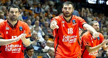 Ανακοίνωσε Οριόλα η Μπαρτσελόνα