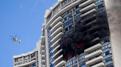 Τουλάχιστον 3 νεκροί από πυρκαγιά σε κτίριο 36 ορόφων στη Χονολουλού