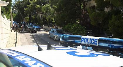 Ανδρας βρέθηκε νεκρός σε αυτοκίνητο στον Γέρακα