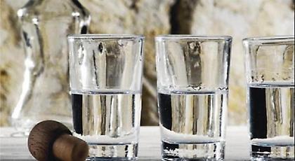 Κατασχέθηκε παράνομη τσικουδιά στο λιμάνι Ηρακλείου