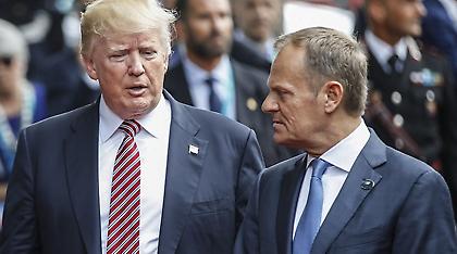 Αισθητή η πτώση της δημοτικότητας του Ντόναλντ Τραμπ έπειτα από έξι μήνες στον Λευκό Οίκο