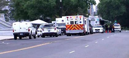 Αποκλείστηκε το Καπιτώλιο -Αυτοκίνητο τραυμάτισε αστυνομικό (pics)