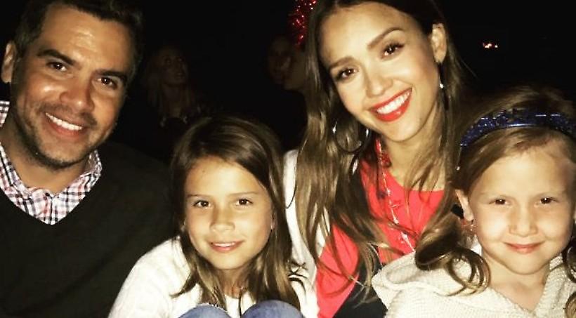 Έγκυος για τρίτη φορά η Jessica Alba: Δείτε τον χαριτωμένο τρόπο που το ανακοίνωσε!