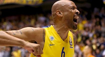 Τελειώνει από τη Μακάμπι ο Ντέβιν Σμιθ