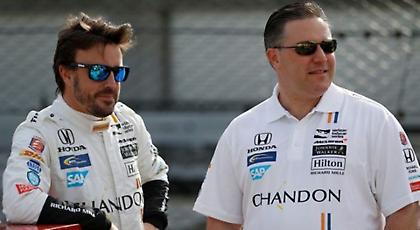 McLaren: Η Ferrari και η Mercedes δεν θα μας βοηθήσουν