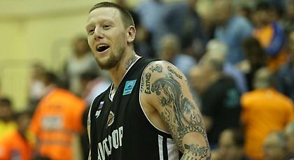 Στην Κίνα και ο Μίνεραθ!