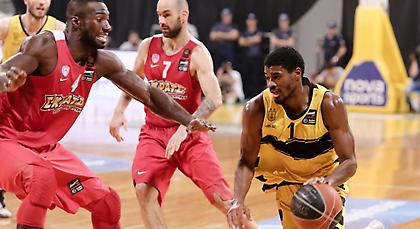 Από τον Άρη στη Λετονία ο Σκοτ