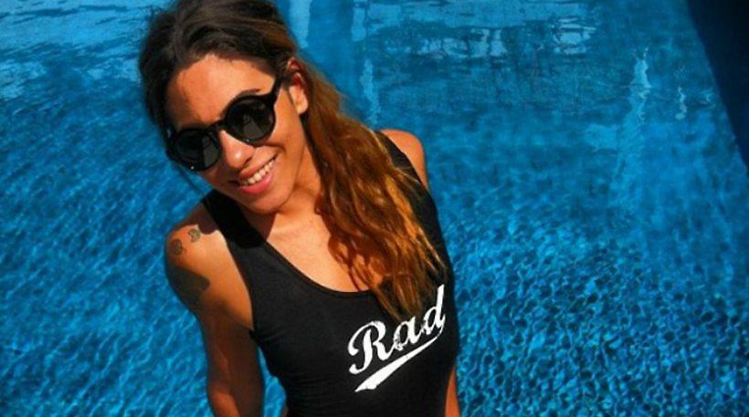 Η Ευρυδίκη Βαλαβάνη ποζάρει με μπικίνι στη Μήλο