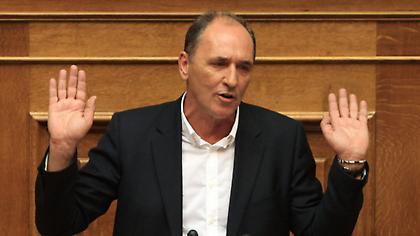 Σταθάκης: Ορισμένες αποφάσεις της Δικαιοσύνης προκαλούν το κοινό αίσθημα