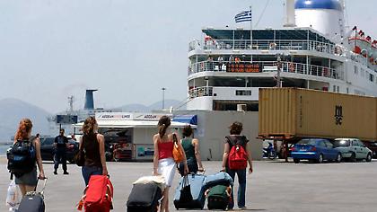 Ακτοπλοΐα: 46% μειώθηκαν οι επιβάτες στα χρόνια της κρίσης