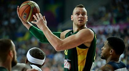 Παίζει στο Ευρωμπάσκετ ο... άνεργος Μοτιεγιούνας