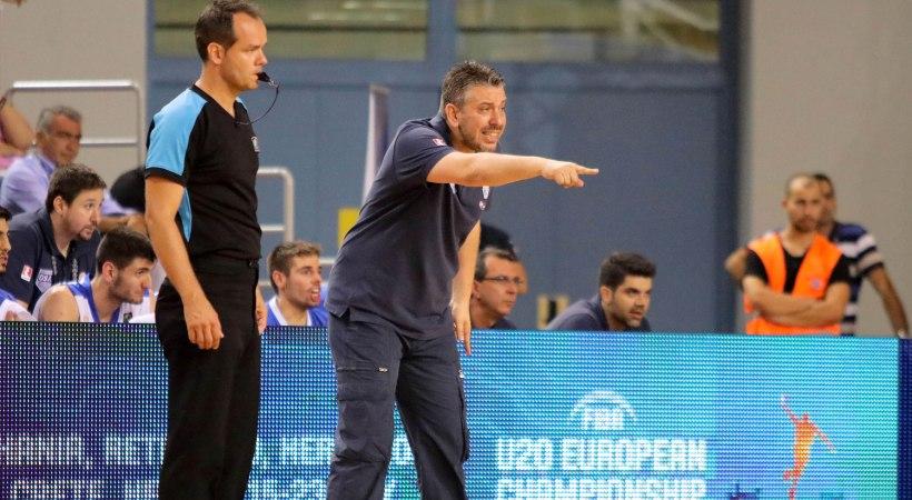 Παπαθεοδώρου: «Αυτά τα ματς χτίζουν χαρακτήρες και προσωπικότητες»