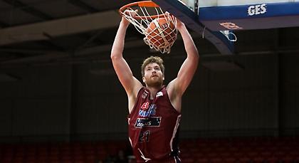 Πήρε Γουίτινγκτον η Ζενίτ