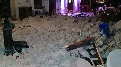 Κως: Συγκλονίζει η μαρτυρία θαμώνα του μοιραίου μπαρ λίγα λεπτά μετά τον φονικό σεισμό