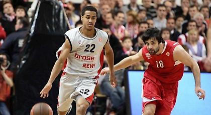 Ο Μπράιαν Ρόμπερτς της… Μπάμπεργκ όταν νικούσε τον Ολυμπιακό