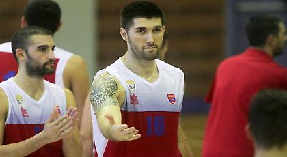 Με δύο «Έλληνες» η προεπιλογή της Μ. Βρετανίας για το Ευρωμπάσκετ