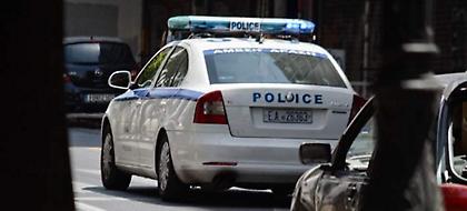 Θρίλερ στο κέντρο της Αθήνας -Η ΕΛΑΣ εισέβαλε στο σπίτι ένοπλου άνδρα και ανακάλυψε οπλοστάσιο