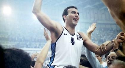Νίκος Γκάλης: Ο «θεός» του μπάσκετ έγινε 60! (video)