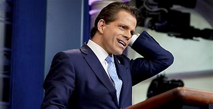 Ο Σκαραμούτσι διέγραψε από το twitter μηνύματα του που επέκριναν τον Τραμπ