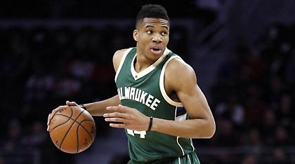 Στις Φιλιππίνες ο Αντετοκούνμπο (pic)