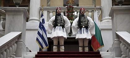 Τη Δευτέρα στο Προεδρικό Μέγαρο η δεξίωση για την αποκατάσταση της Δημοκρατίας