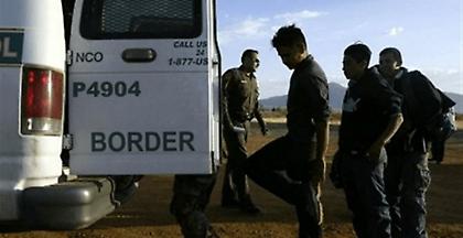 ΗΠΑ: 8 μετανάστες βρέθηκαν νεκροί μέσα σε φορτηγό στα σύνορα με το Μεξικό