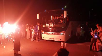 Η αποθεωτική έξοδος των πρωταθλητών από τα «Δύο Αοράκια»(video)