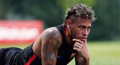 Αντιδρά το περιβάλλον του Νεϊμάρ στην ανάρτηση του Πικέ