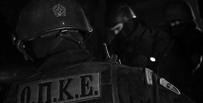 Άρωμα τρομοκρατίας με καλάσνικοφ και βαρύ οπλισμό στον Άγιο Παντελεήμονα