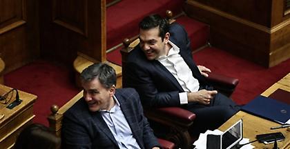 Σε λίγο καλύτερο επιτόκιο από αυτό της εποχής Σαμαρά στοχεύει η κυβέρνηση