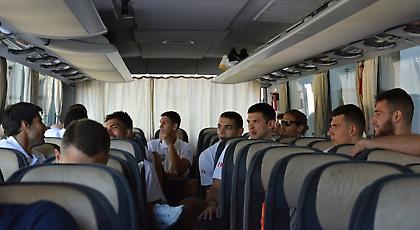 Η αναχώρηση της Εθνικής για Καρπενήσι (video)