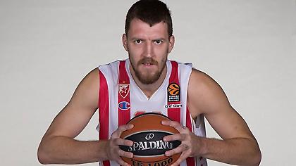 Επίσημα στη Ρεάλ ο Κούζμιτς