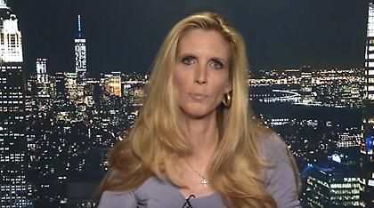 H ξανθιά που «μάλωσε»... τον Τραμπ