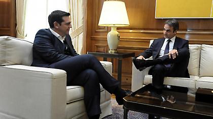 Γενέθλια Τσίπρα σήμερα - τι δώρο θα του κάνει ο Μητσοτάκης