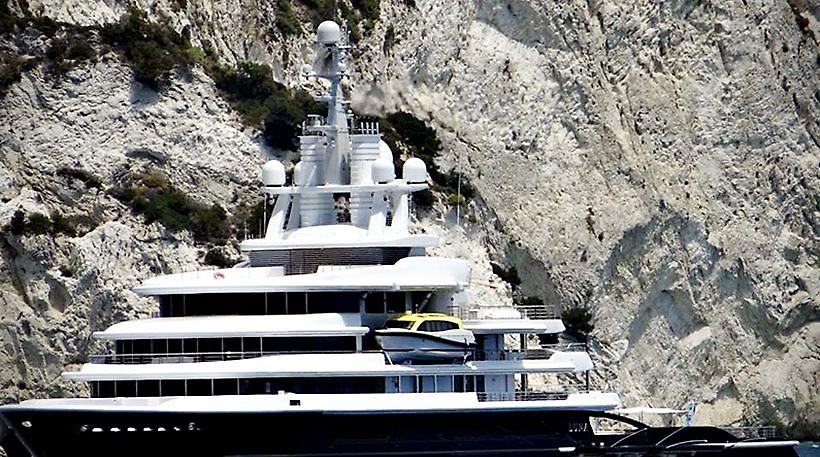 Στη Ζάκυνθο ο Αμπράμοβιτς - Τον «μαρτύρησε» το υπερπολυτελές γιοτ του