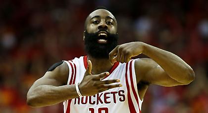 Χάρντεν: Απέσυραν τη φανέλα του σε… στριπ κλαμπ!