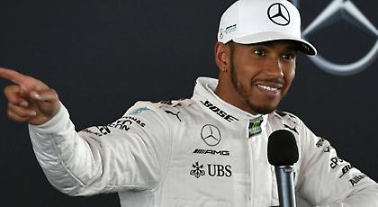 Χάμιλτον: «Θα ήταν δύσκολο να φύγω από την Mercedes»
