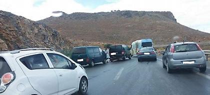 Κρήτη: Τροχαίο στην Εθνική Ηρακλείου-Αγ. Νικολάου -Μεγάλο μποτιλιάρισμα