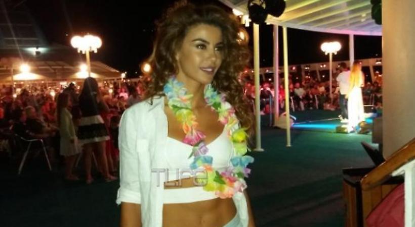 Ειρήνη Παπαδοπούλου: Έκανε χαμό μεσοπέλαγα με την σέξι της εμφάνιση! (pics)