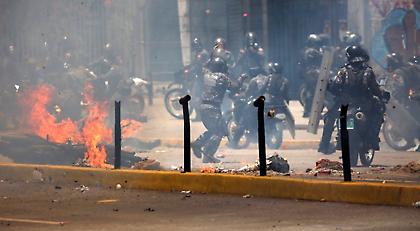 Ματωμένες εκλογές στη Βενεζουέλα του Μαδούρο- Εκρήξεις, νεκροί, τραυματίες (pics/video)