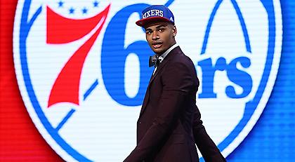 Χάνει το Ευρωμπάσκετ ο Λουβαβού