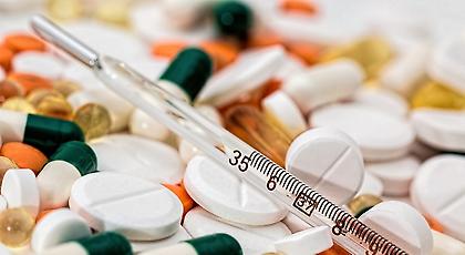 Ολα όσα πρέπει να έχει η τσάντα-φαρμακείο των διακοπών