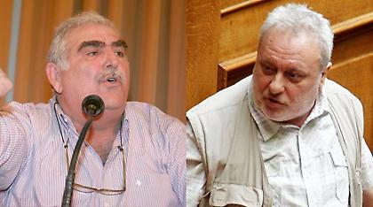 Παπαδόπουλος: Τι θέλεις ρε κουρ...δομηχανή; Ψαριανός: Είσαι κουρ..δοκεφτές